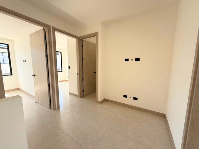 Casa en Lindora con Cancha de Pádel, Cine y Coworking | 3 Habitaciones - Imagen 6