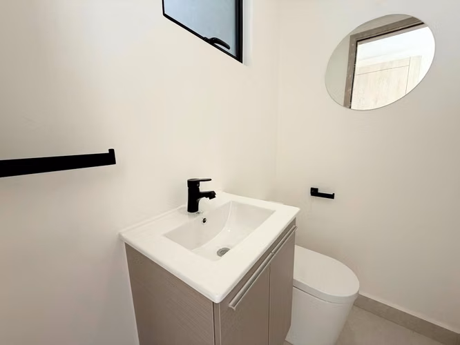 Casa en Lindora con Cancha de Pádel, Cine y Coworking | 3 Habitaciones - Imagen 5