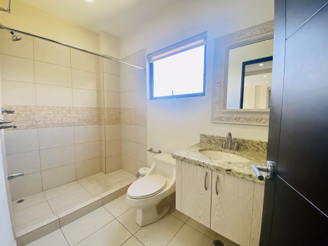 Apartamento en Alquiler en Alto de Las Palomas | 175 m² | 2 Habitaciones - Imagen 7