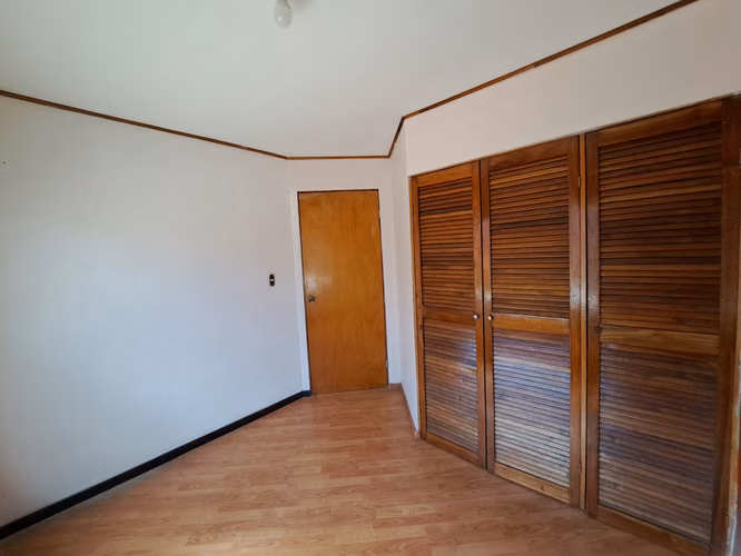 APARTAMENTO EN VENTA EN URBANIZACIÓN HELICONIAS