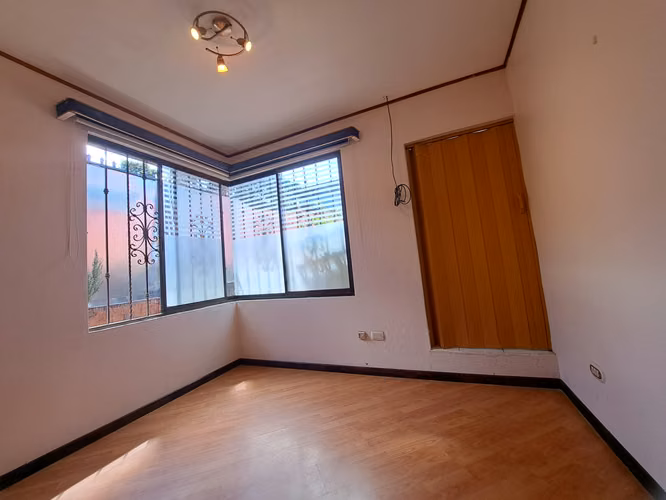 APARTAMENTO EN VENTA EN URBANIZACIÓN HELICONIAS