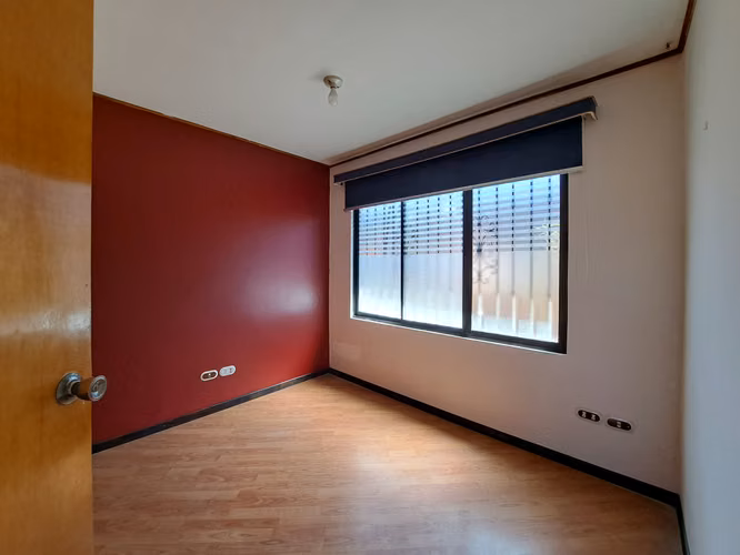 APARTAMENTO EN VENTA EN URBANIZACIÓN HELICONIAS
