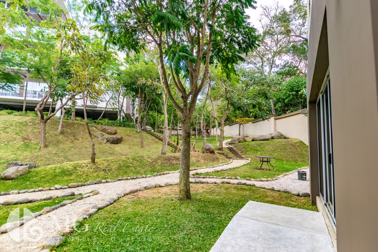 Venta de Apartamento en San Rafael de Escazú - Imagen 15