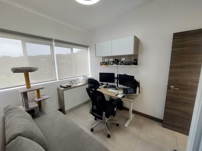 Venta casa con acabados modernos, terraza y patio Ciudad Colón
