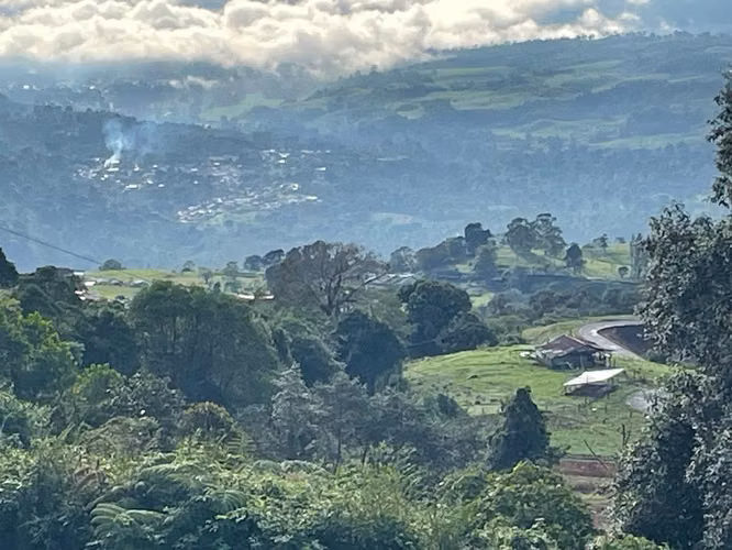 Venta de Propiedad en La Pastora, Turrialba
