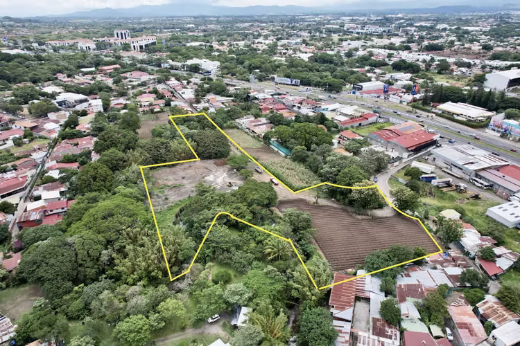 Venta Terreno | Alta Densidad | 13,480 m2 | Pozos de Santa Ana (FAU)