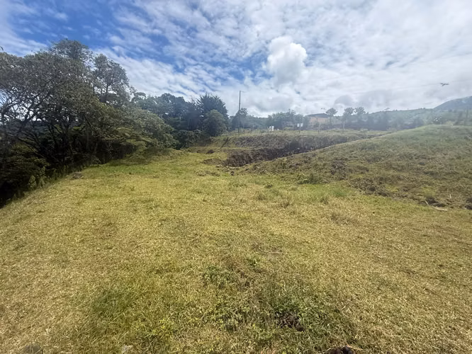 Venta de Terreno en La Pastora, Santa Cruz de Turrialba