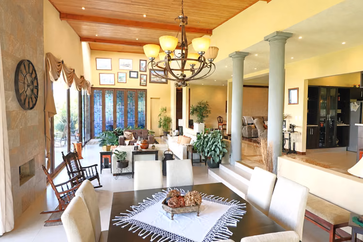 SE VENDE QUINTA rodeada de naturaleza en San Isidro de Heredia SPM - Imagen 2