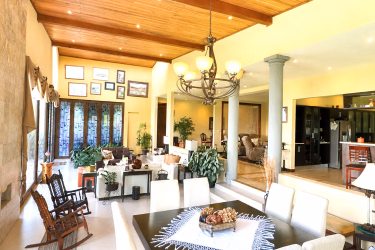 SE VENDE QUINTA rodeada de naturaleza en San Isidro de Heredia SPM - Imagen 3