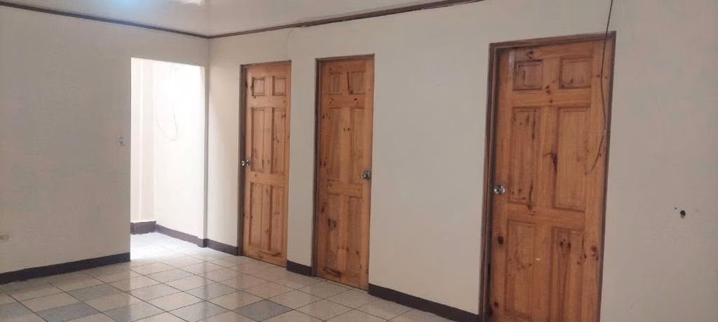 Lindo apartamento en Barrio Jesús de Santa Bárbara - Imagen 3