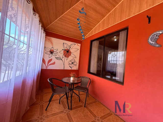 Casa amueblada en Venta