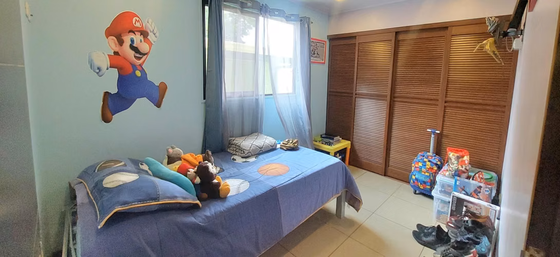 Casa en Venta en Santa Ana Centro – 1 NIVEL- Diseño Moderno y Sostenible con 5 Habitaciones