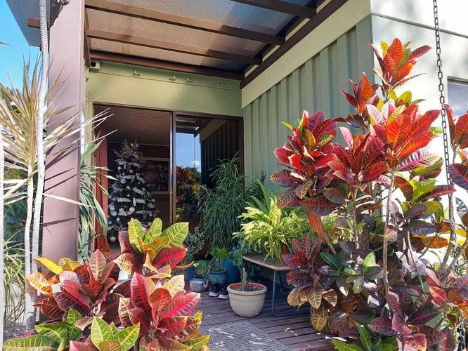 Casa en Venta en Santa Ana Centro – 1 NIVEL- Diseño Moderno y Sostenible con 5 Habitaciones