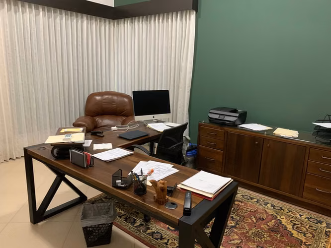 Exclusiva Residencia de Una Planta en Condominio Boutique con Amplio Lote en Santa Ana 27046