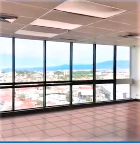 Instale su Empresa en Torre Mercedes | Excelente Ubicación.( VA TM ) - Imagen 3