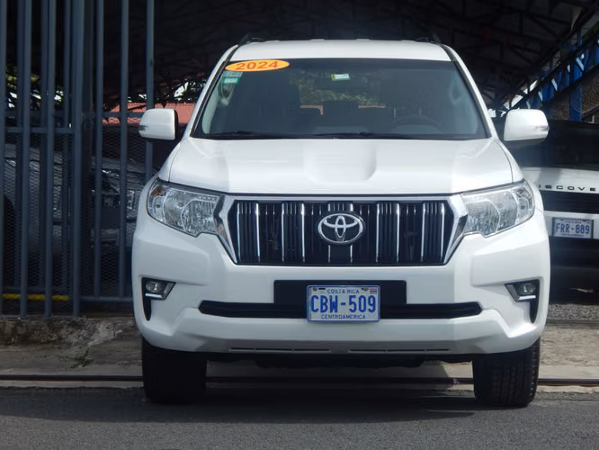 TOYOTA LAND CRUISER PRADO TXL AUTOMATICO 2024