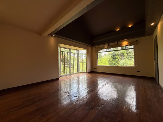 Venta de Espectacular Propiedad en Residencial Privado