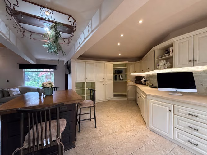 Venta de Espectacular Propiedad en Residencial Privado