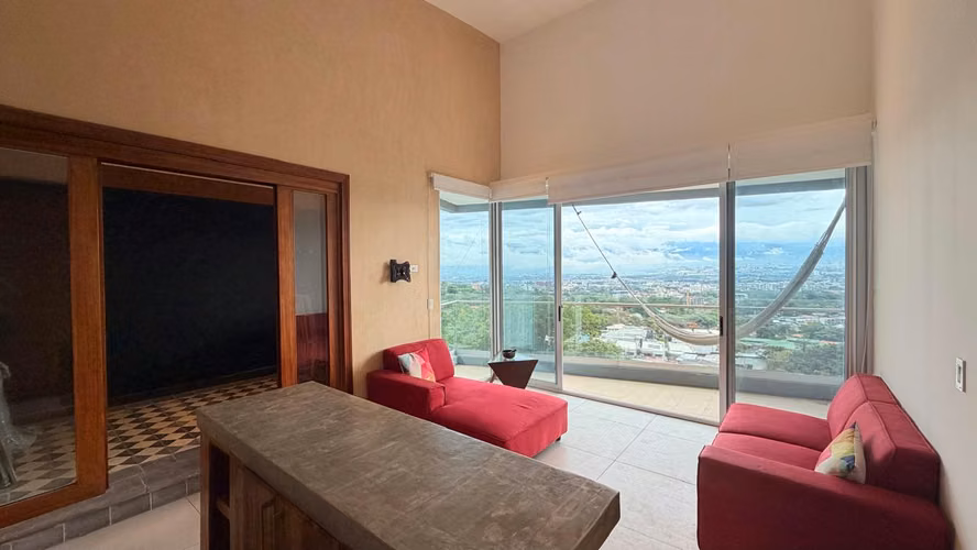 Se alquila hermoso penthouse en condominio en Escazú - Imagen 8