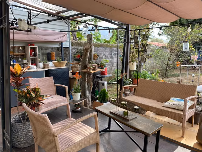 Property with a House and 3 Apartments at San Rafael Abajo, Desamparados