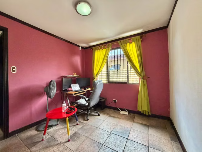  Casa en Venta en Guachipelín, Escazú. - Imagen 10