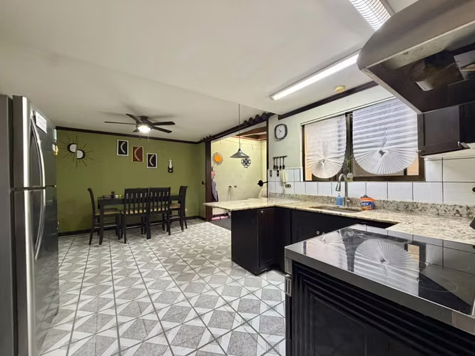  Casa en Venta en Guachipelín, Escazú. - Imagen 5