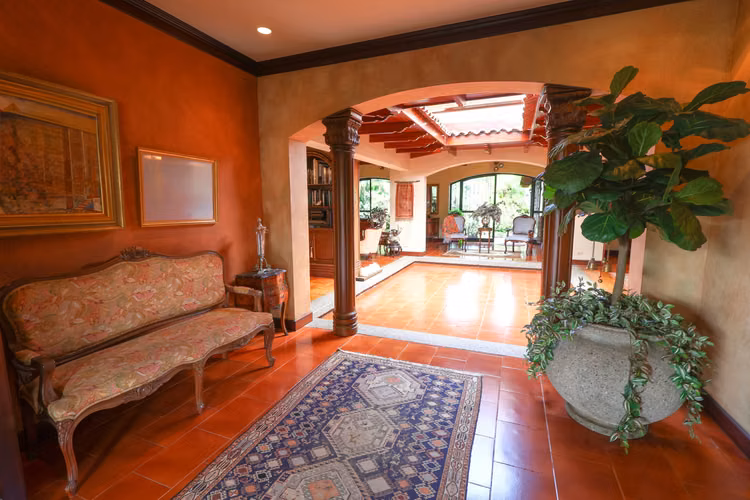 Venta Casa de Lujo "The Legacy House", Lomas de Ayarco Sur, Curridabat (AD)
