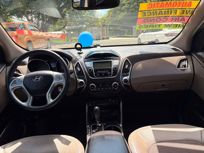 HYUNDAI TUCSON-2013-AUTO-SHIFT TRONIC-4X2-7.975.000 - Imagen 6