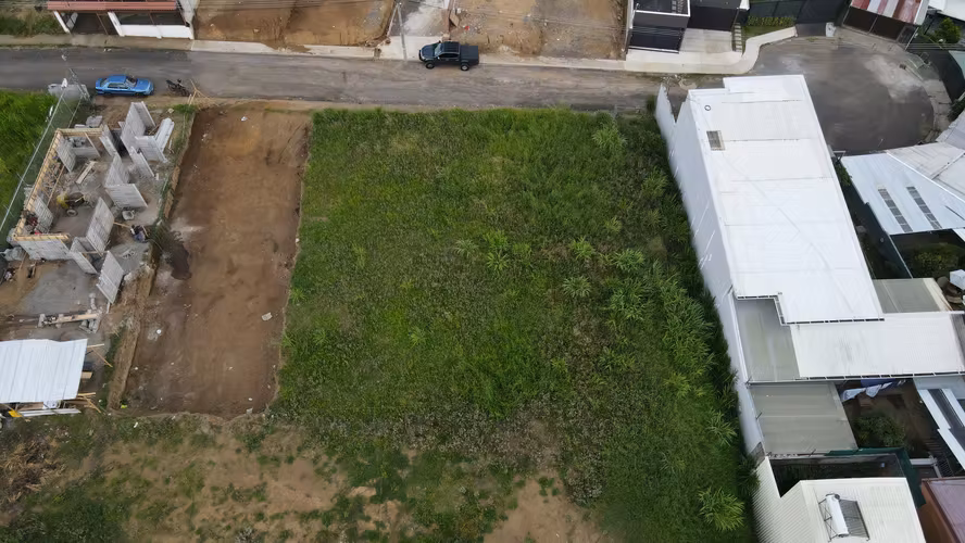 Lote de 253m2 en San Juan de La Unión