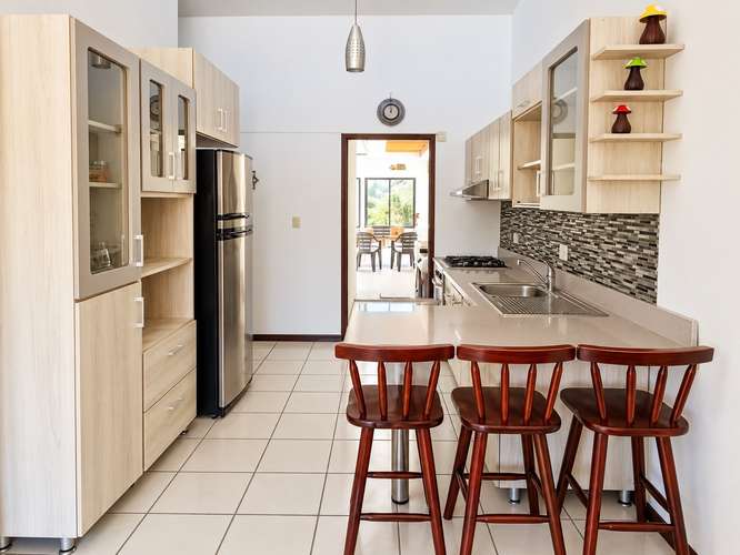 Se vende casa en El Roble, Puntarenas