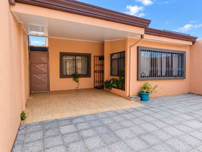 Se vende casa en El Roble, Puntarenas