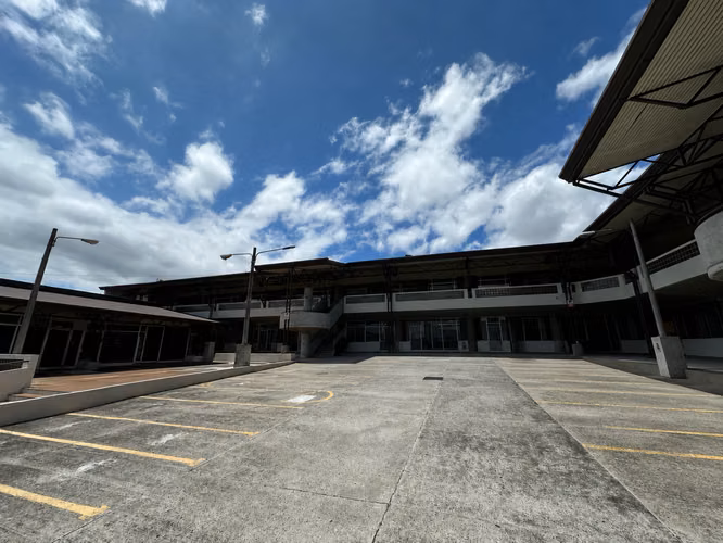 Local de 90m2 para Consultorio Médico