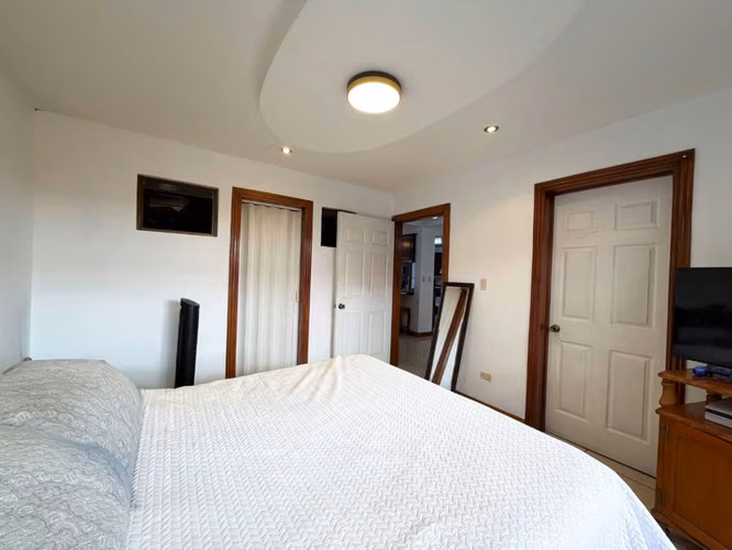 Venta de casa independiente en Tibás