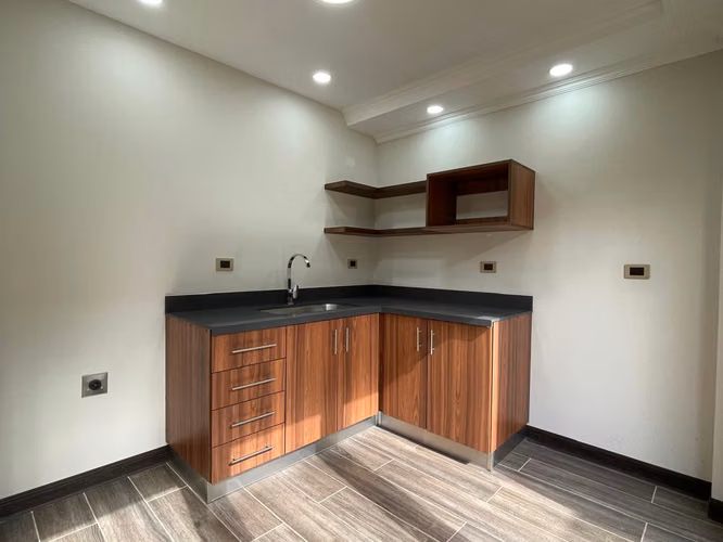 Alquiler de Casa en Condominio en Grecia - Imagen 4