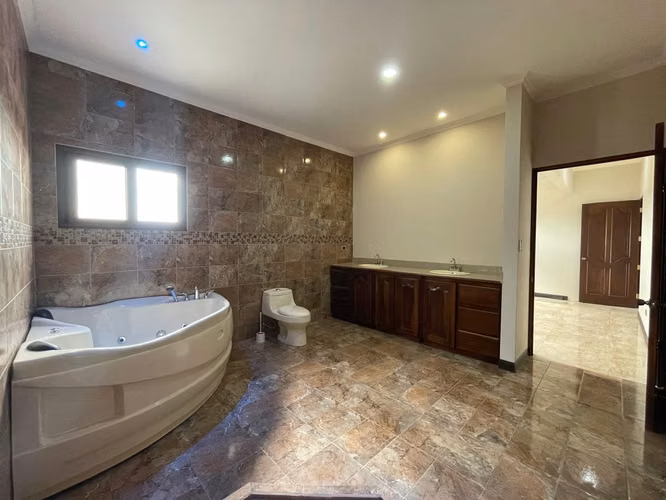Alquiler de Casa en Condominio en Grecia - Imagen 14
