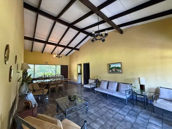EN VENTA HERMOSA QUINTA CON AMPLIO TERRENO - LA GARITA DE ALAJUELA . - Imagen 11