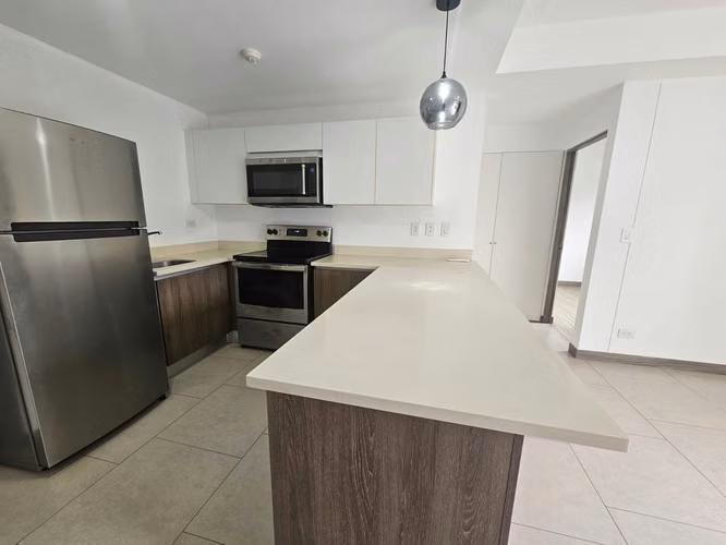 San Rafael de Escazu - 1BR / 2BA - 68 m2 * * * incl. APPLIANCES * * *