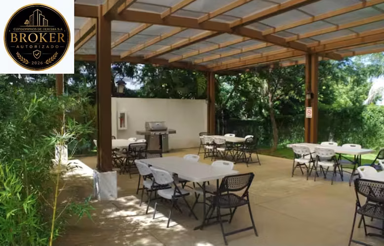 Apartamento de 3 Habitaciones, 2 parqueos a 1 Km Ruta #1
