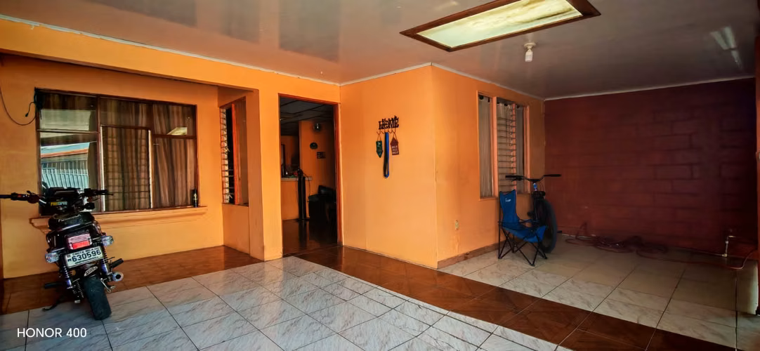 Casa en venta en El Coyol de Alajuela!