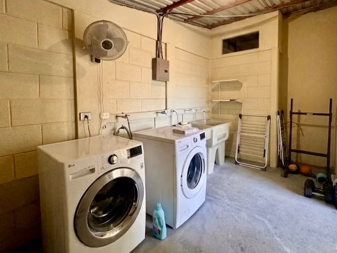 Casa Moderna en Ciudad Quesada | Excelente Ubicación cerca del Hospital y Mall El Encuentro