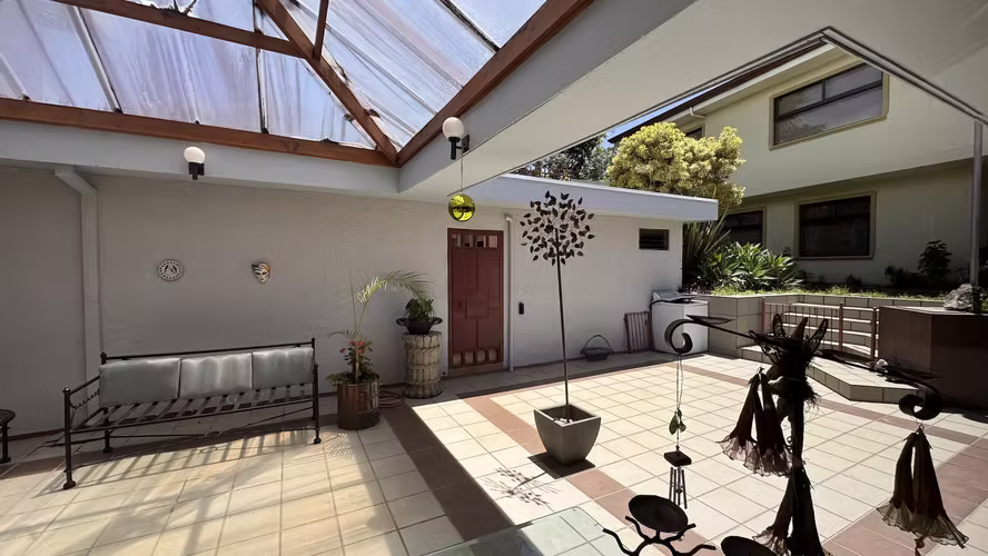Venta/Alquiler de amplia casa en Residencial El Dorado, Curridabat (AD) - Imagen 10