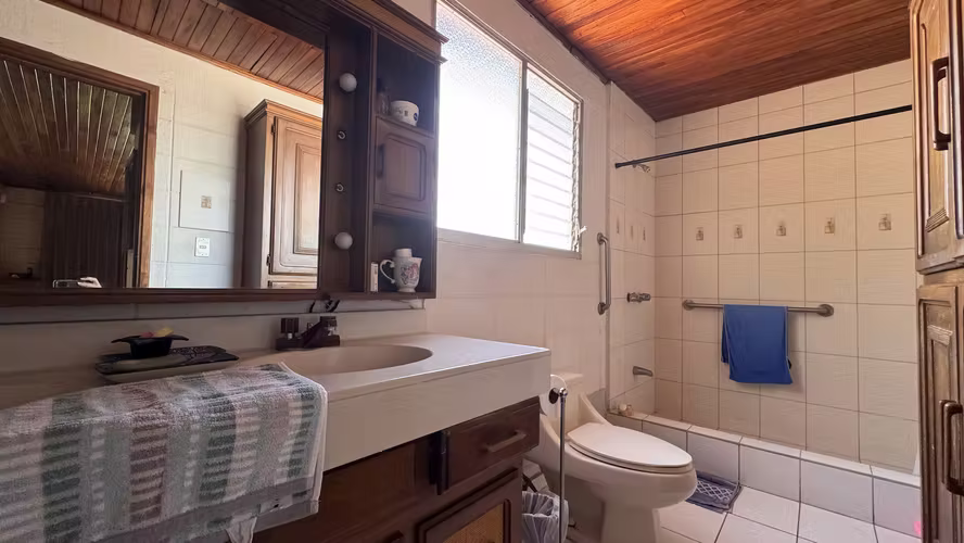 Venta/Alquiler de amplia casa en Residencial El Dorado, Curridabat (AD) - Imagen 15