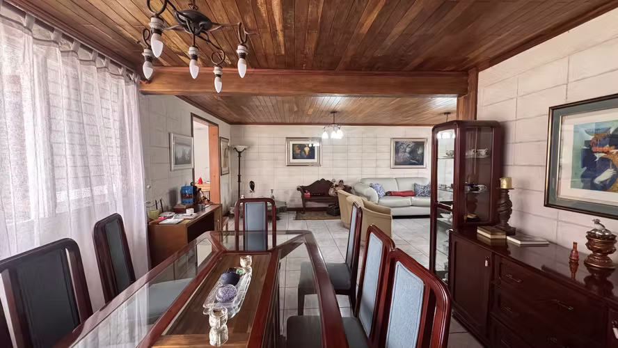 Venta/Alquiler de amplia casa en Residencial El Dorado, Curridabat (AD) - Imagen 7