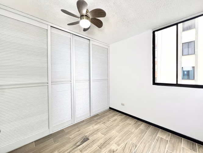 Venta de Apartamento en Concasa. ¡Llévese 3 parqueos! San Rafael de Alajuela.