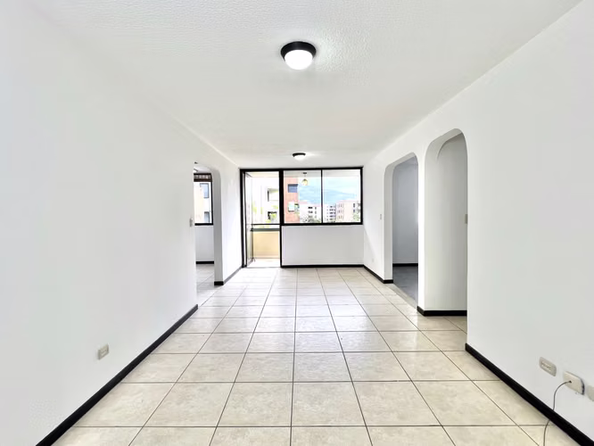 Venta de Apartamento en Concasa. ¡Llévese 3 parqueos! San Rafael de Alajuela.