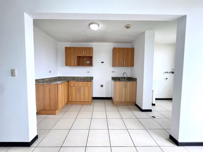 Venta de Apartamento en Concasa. ¡Último piso y amenidades! San Rafael de Alajuela.