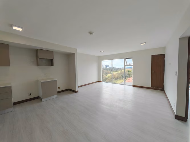 Apartamento de 1 Habitación en Alquiler | La Uruca - Imagen 2