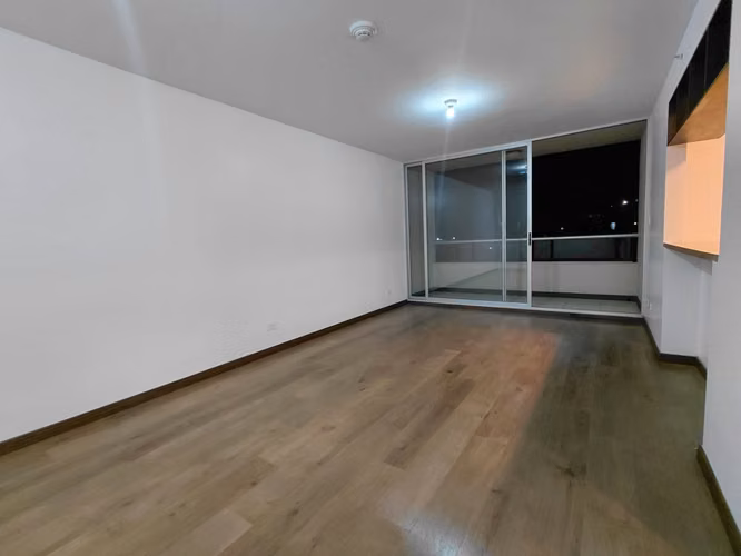 Alquiler de apartamento - 3 cuartos - Condominio Bellavista, Heredia