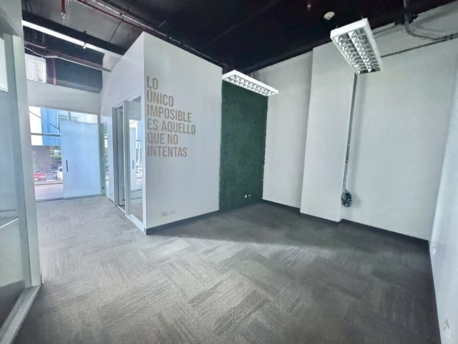 Oficina en Plaza Murano excelente ubicación - 125m2