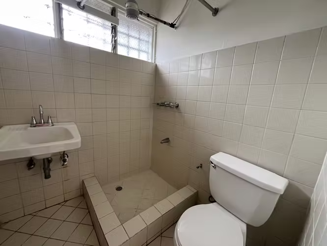 Alquiler de apartamento amplio en Barrio Escalante. - Imagen 10